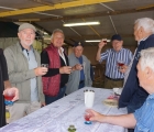 hommes bivent